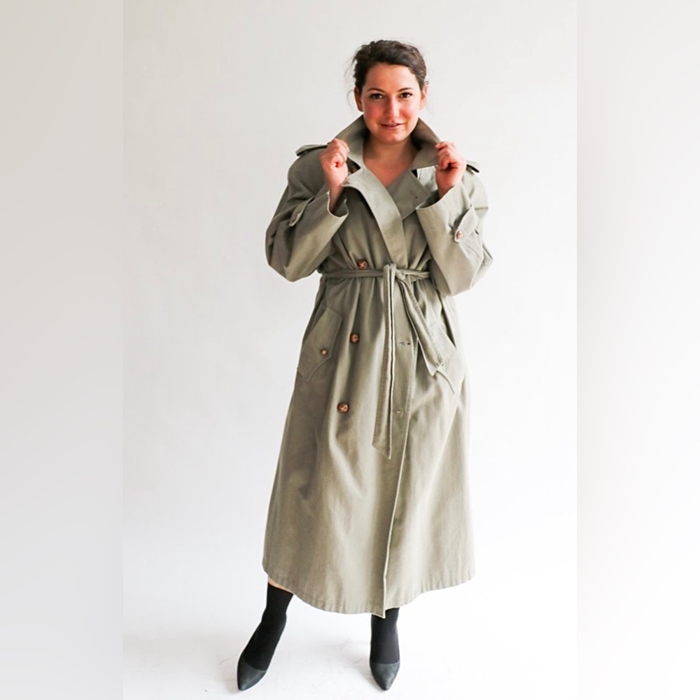 Aquascutum Trench Coat sz L